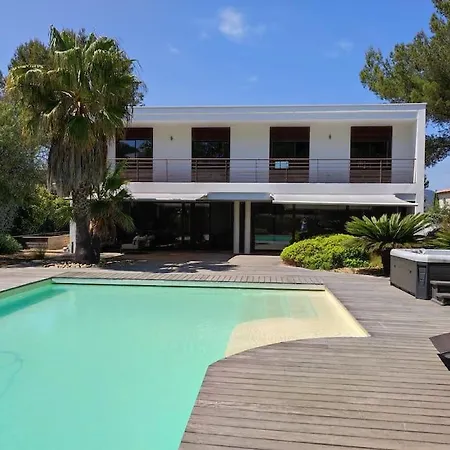 Villa Diane Yourhosthelper Willa Saint-Raphaël